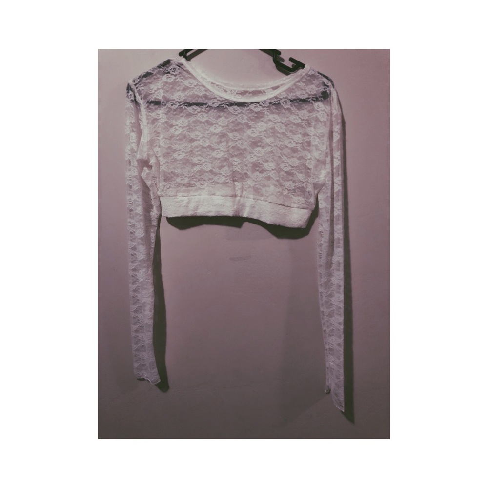Long sleeve lace top